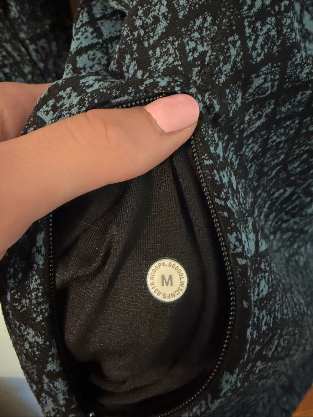 Lululemon pullover - Picture 3 of 3